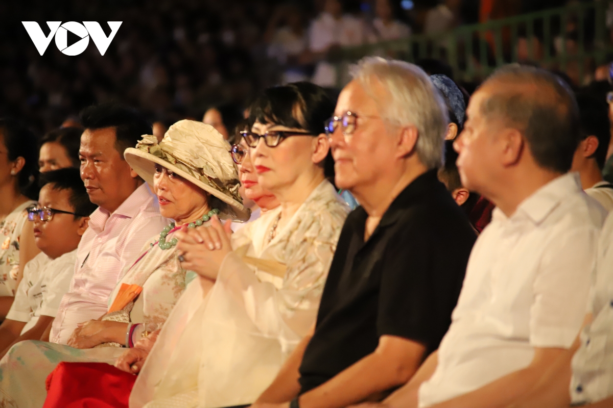 tuan le festival hue 2022 Dem nhac trinh cong son hue- sai gon- ha noi hinh anh 4