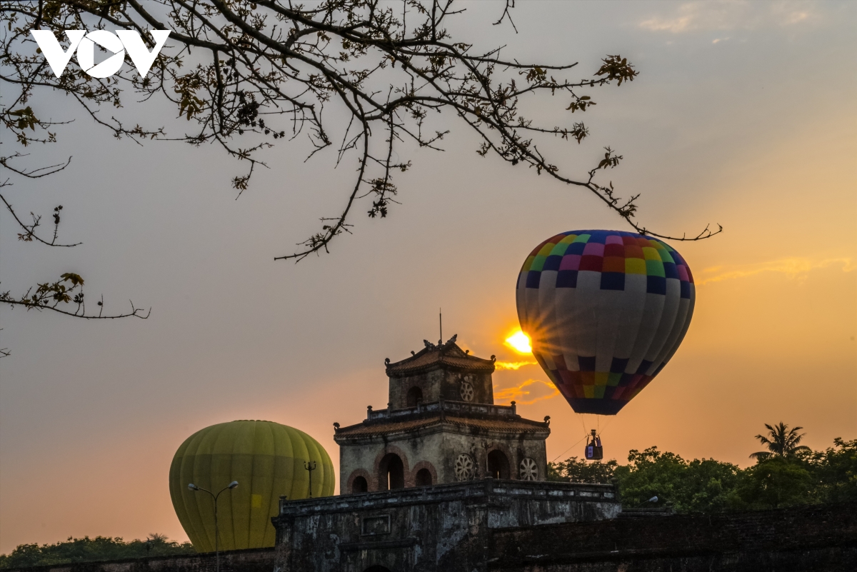 cong bo lich bay trai nghiem trong le hoi khinh khi cau hue hinh anh 1