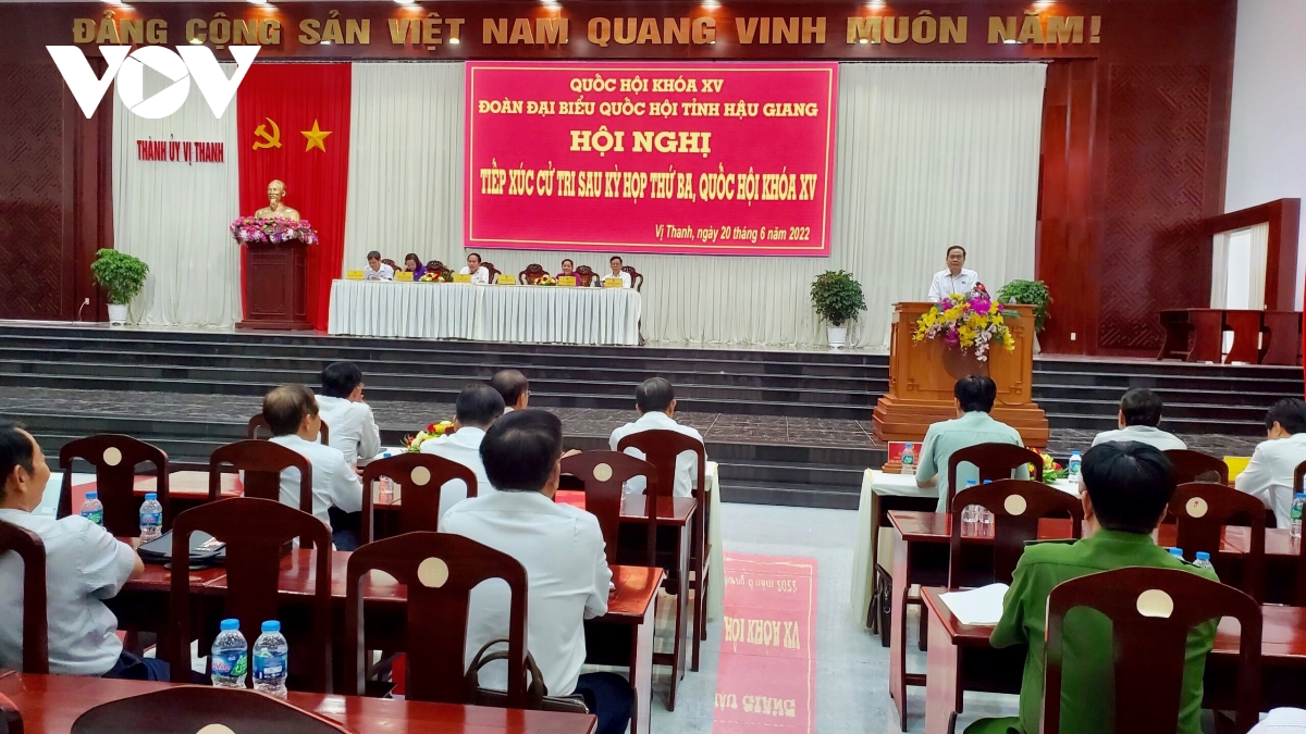 pho chu tich thuong truc quoc hoi tran thanh man tiep xuc cu tri tai hau giang hinh anh 1