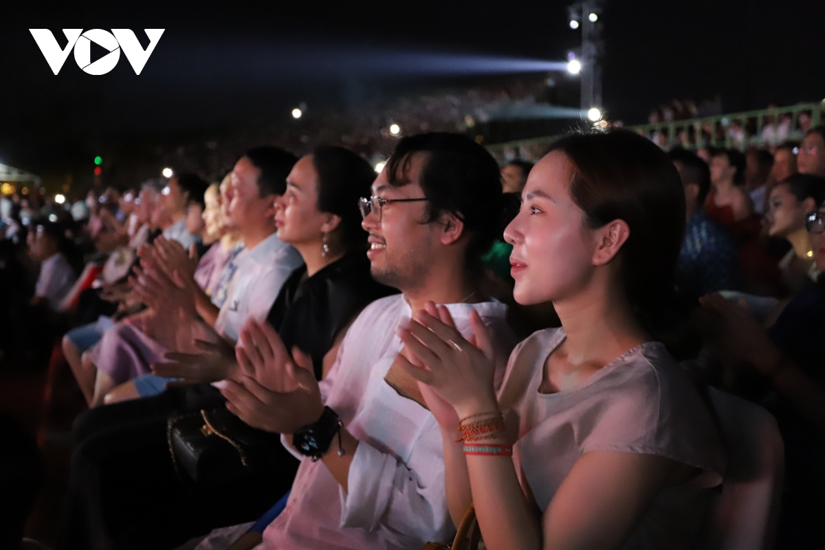 tuan le festival hue 2022 Dem nhac trinh cong son hue- sai gon- ha noi hinh anh 9