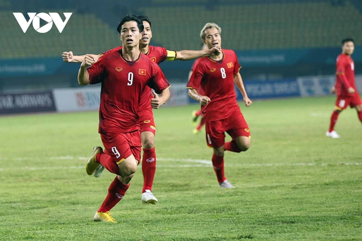 u19 viet nam thi dau tren san van dong ghi dau an lich su cua bong da nuoc nha hinh anh 1