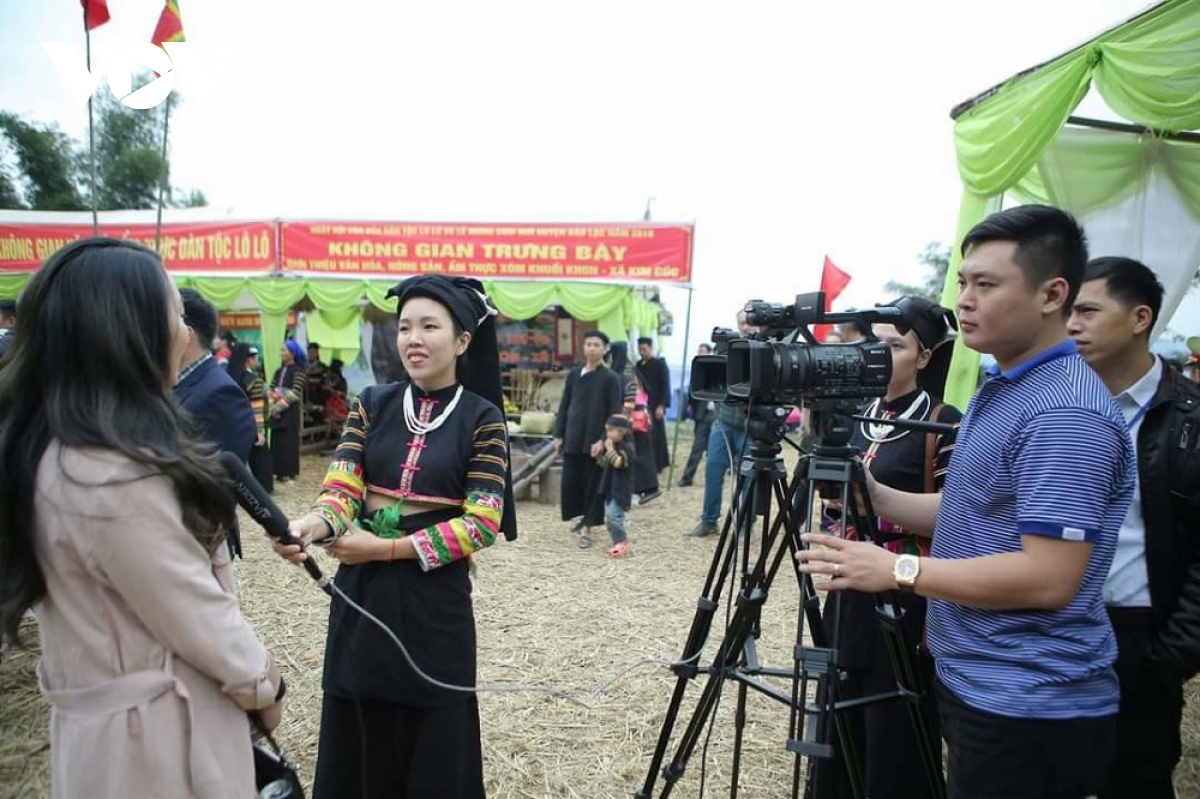 nhung nha bao o vung cao hinh anh 2