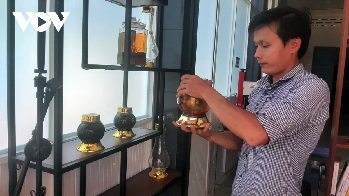 thanh nien nuoi huou khoi nghiep, moi nam thu nhap gan nua ti dong hinh anh 2