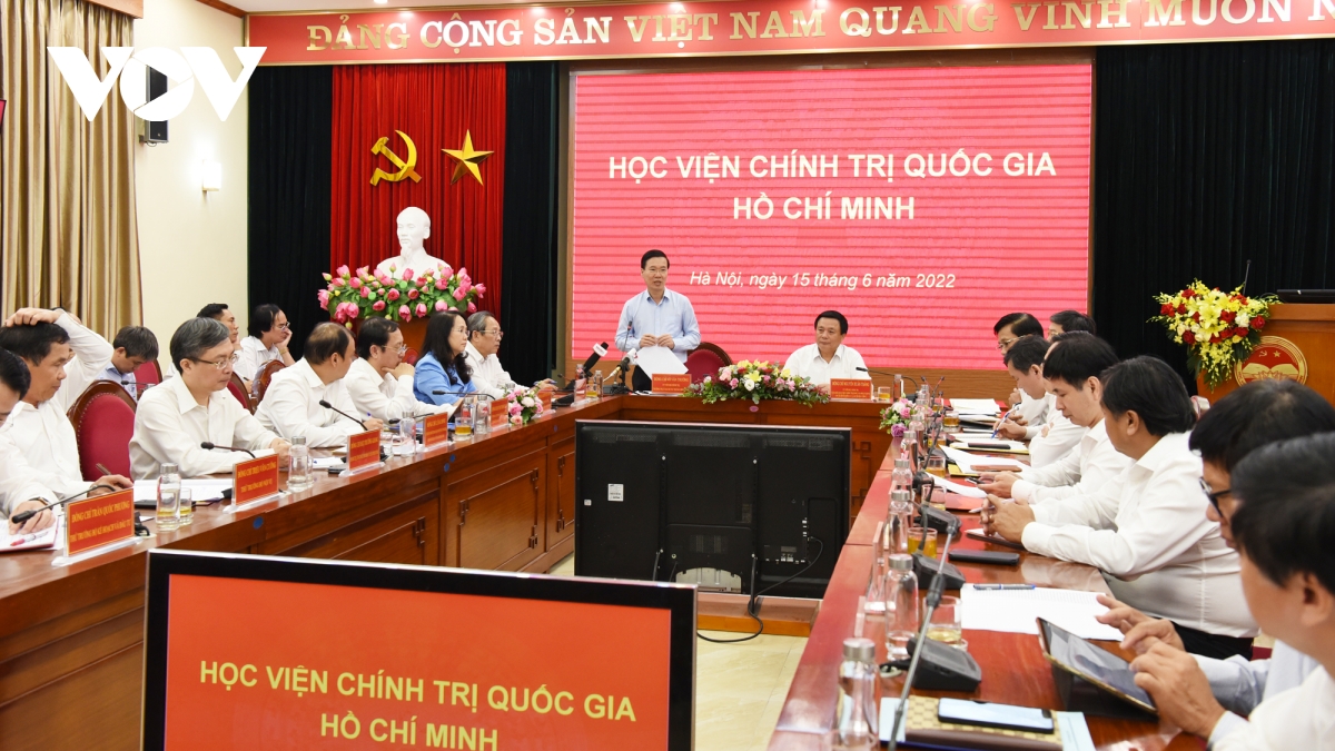 hoc vien chinh tri quoc gia hcm khong nhat thiet dao tao can bo cap phong hinh anh 1