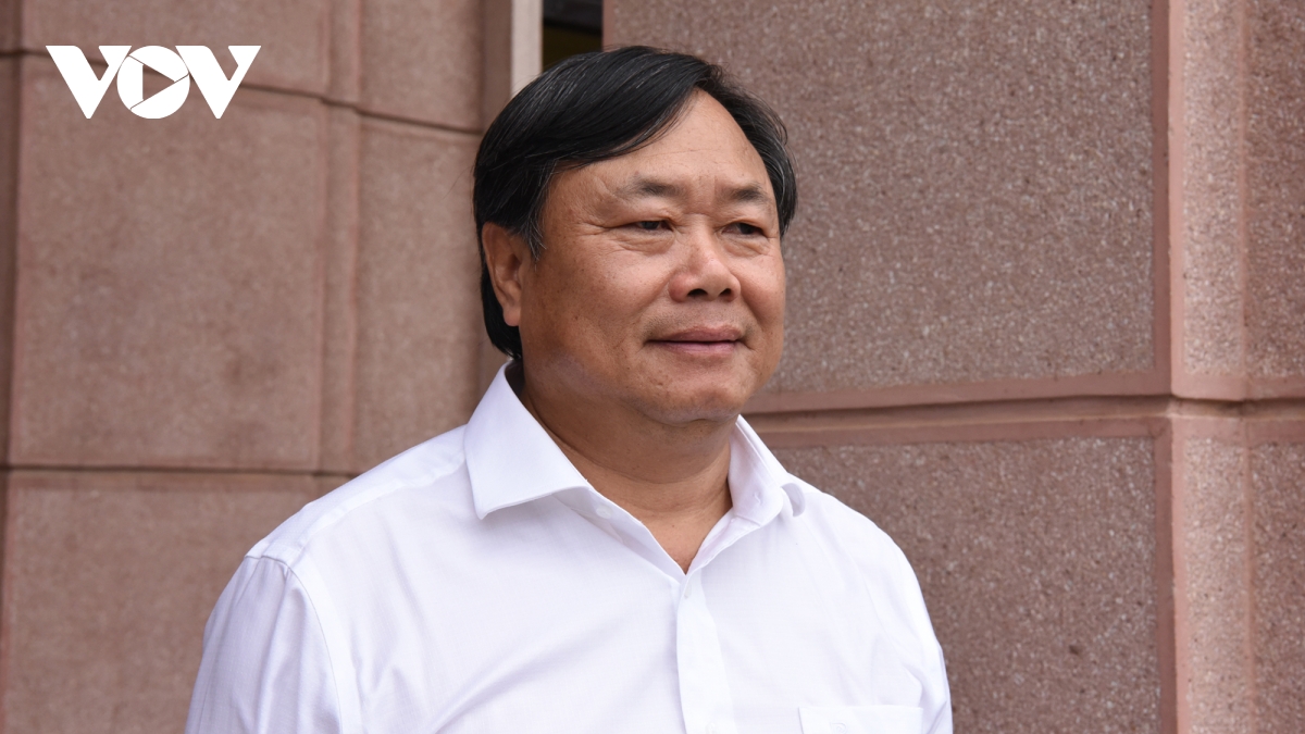  vu an viet A la phep thu dau don doi voi cong tac can bo hinh anh 1