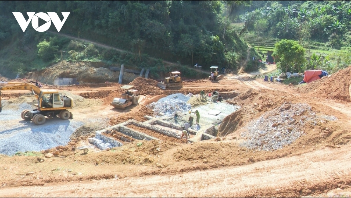 Day nhanh tien do giai ngan von dau tu cong, chay dua voi thoi gian hinh anh 1