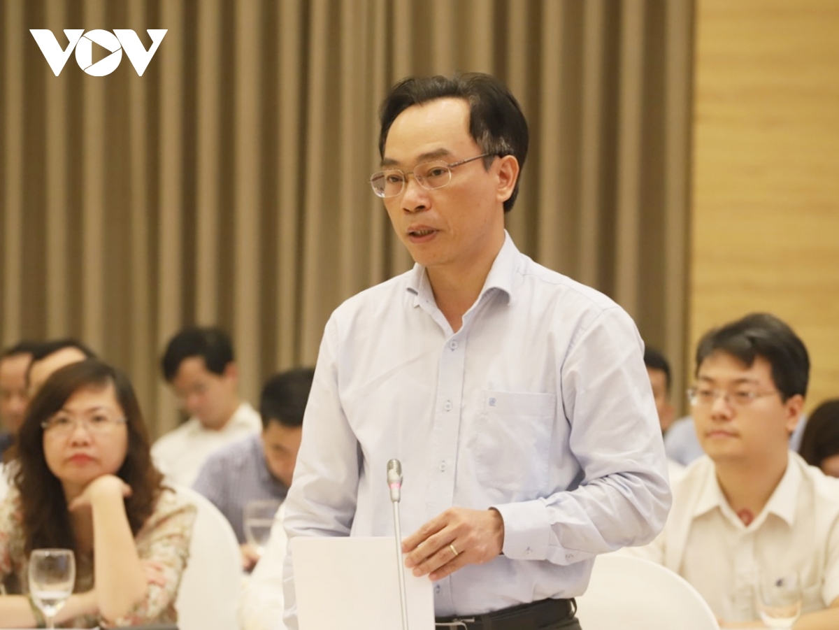bo gd-Dt len tieng ve lo trinh tang hoc phi hinh anh 1