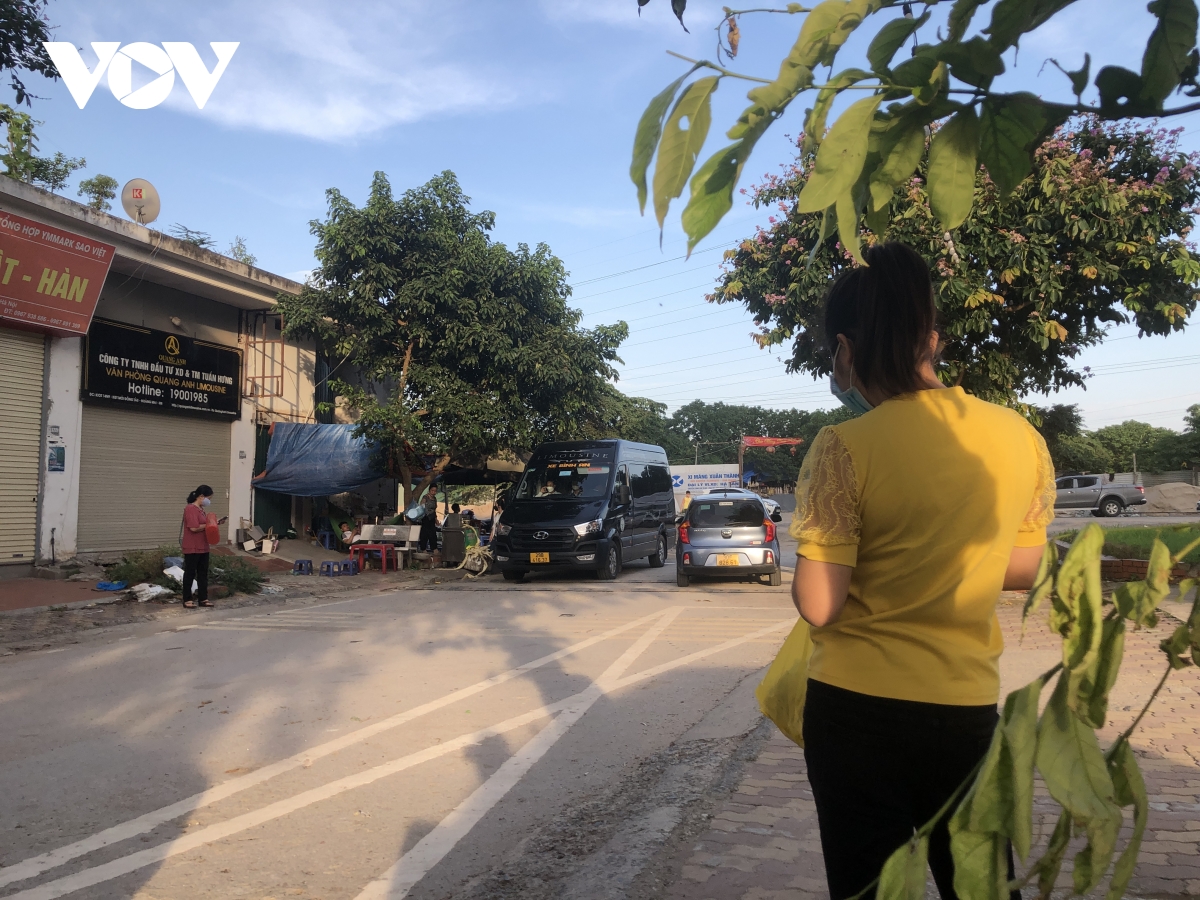 lap camera de xu ly cac xe limousine don tra khach tai kDt Dong tau hinh anh 1