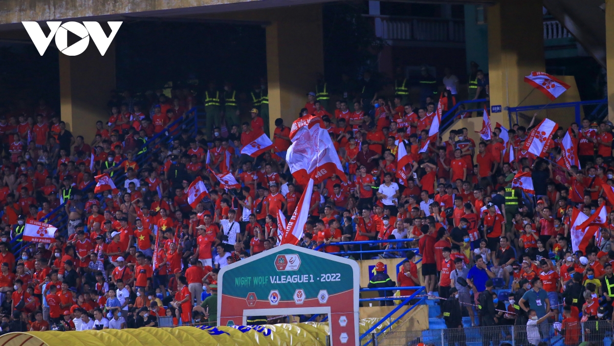 cDv hai phong noi khong voi phao sang trong san hang Day o tran gap ha noi fc hinh anh 3