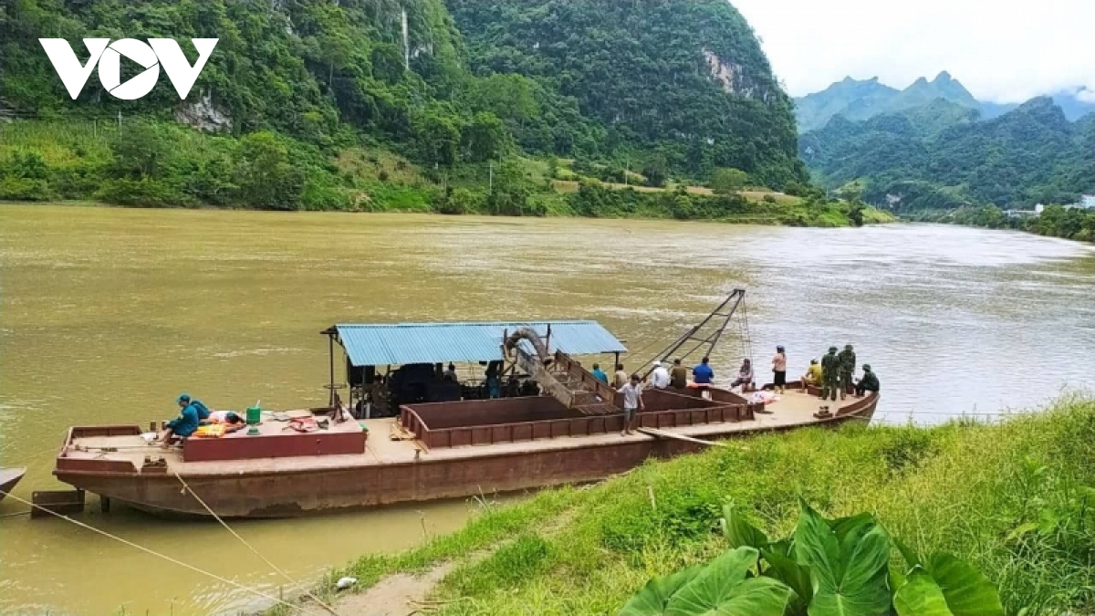 tim thay 1 thi the nan nhan bi lu cuon troi tai cao bang hinh anh 1