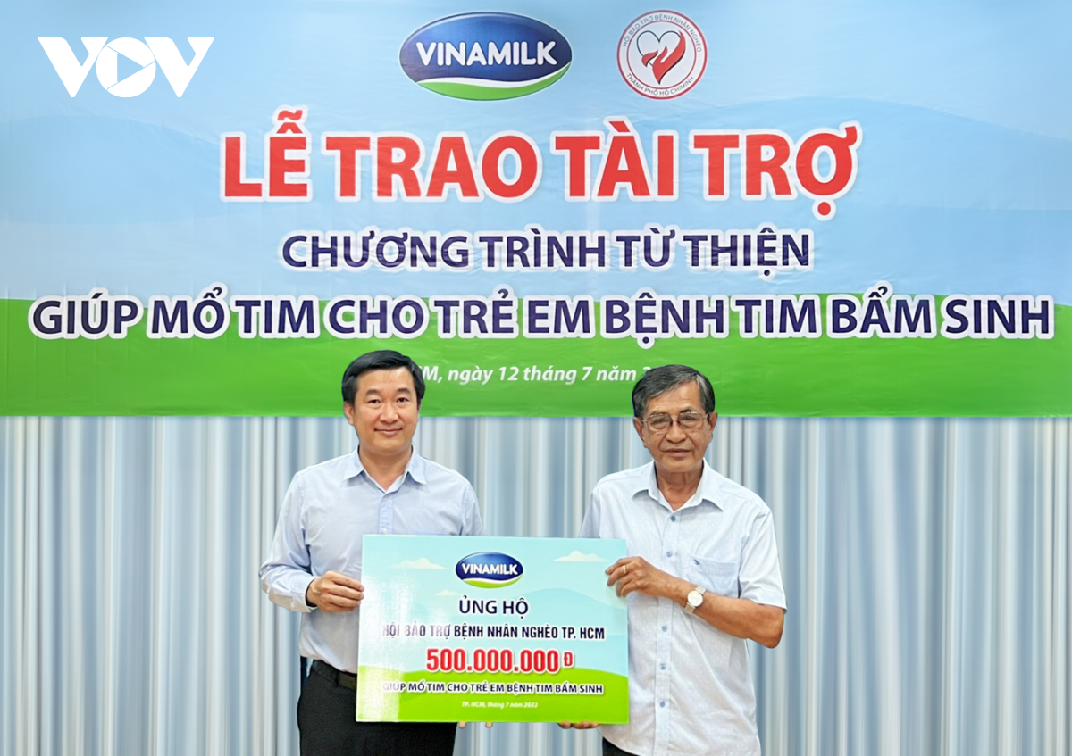 vinamilk tiep tuc ung ho hoi bao tro benh nhan ngheo tp.hcm hinh anh 1