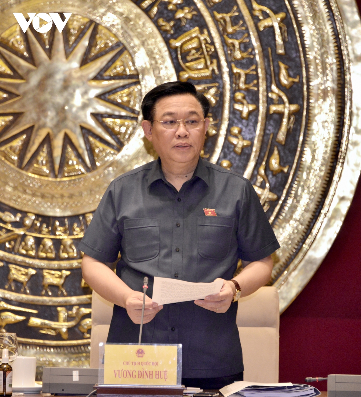chu tich quoc hoi vuong Dinh hue lam viec voi vien nghien cuu lap phap hinh anh 2