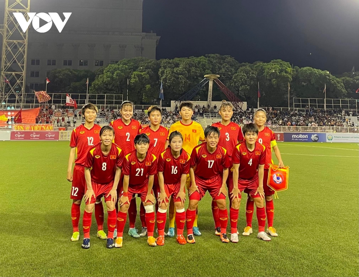 trUc tiEp Dt nu viet nam 0-2 Dt nu philippines kho khan chong chat hinh anh 2