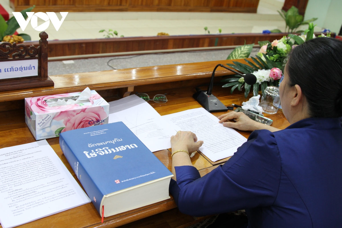 nghien cuu va van dung ho chi minh toan tap vao giang day va hoc tap tai lao hinh anh 2