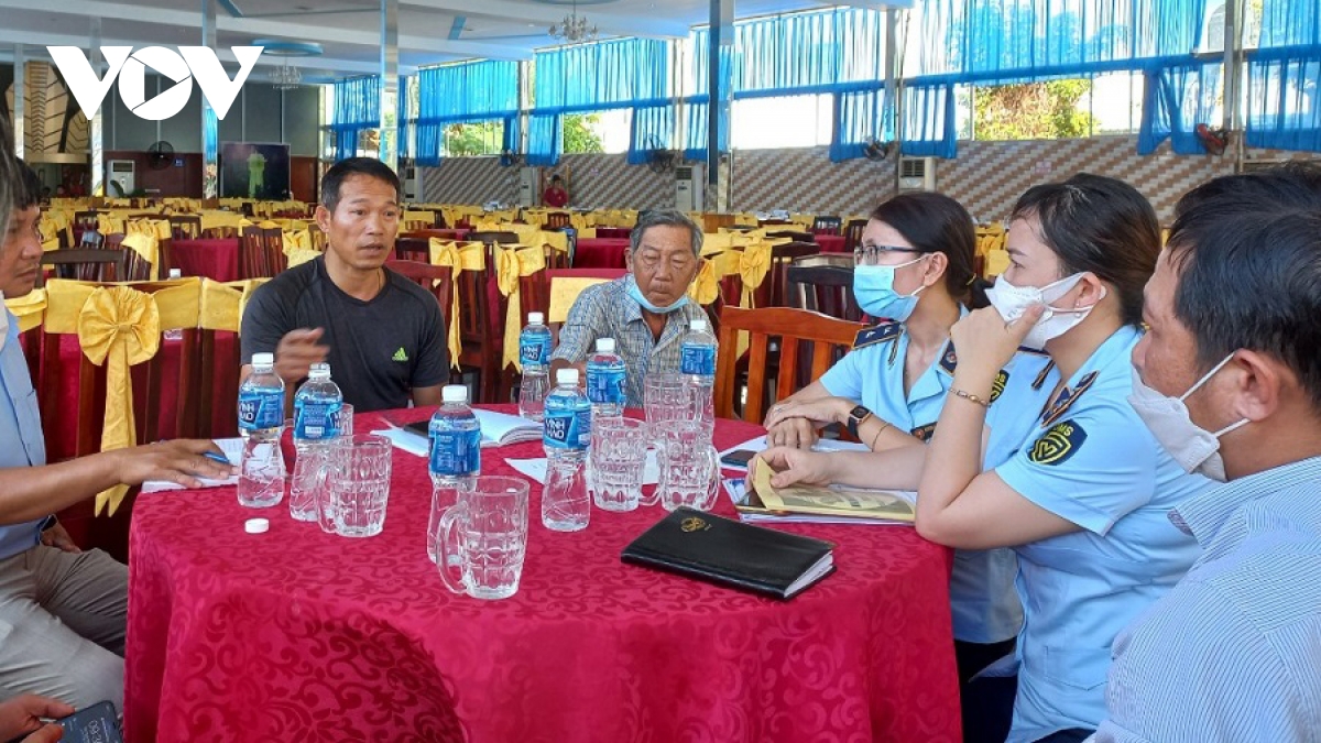 kiem tra viec phu thu 4,5 trieu dong cho 18kg hai san o tp phan thiet hinh anh 1