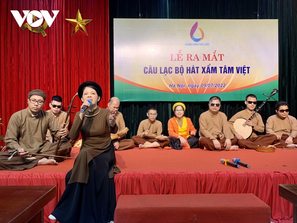 ra mat clb hat xam dau tien cua nguoi khiem thi hinh anh 2