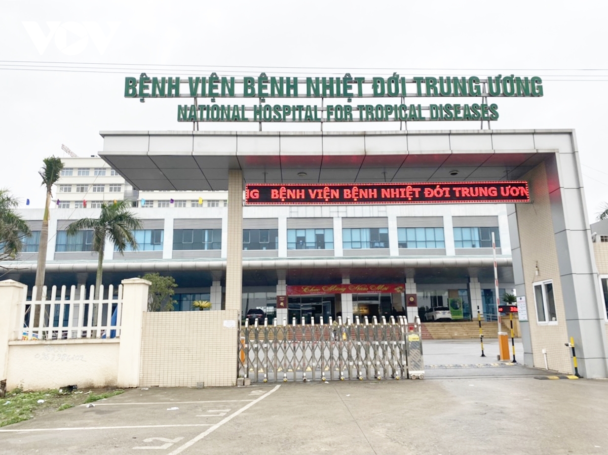 Dieu chuyen cong tac bac si ke don thuoc nhap nhem voi thuc pham chuc nang hinh anh 1