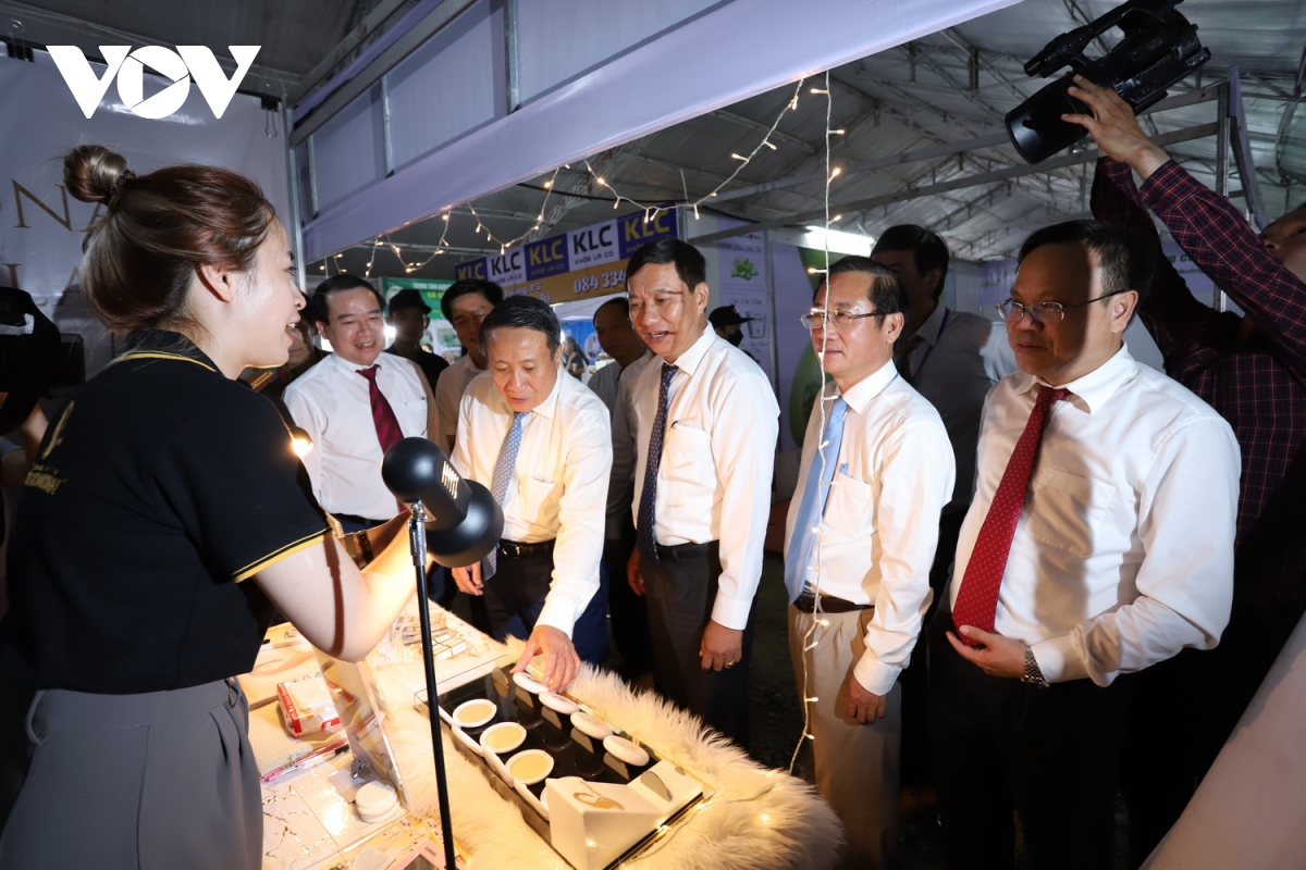 khai mac hoi cho thuong mai quoc te khu vuc tieu vung mekong hinh anh 2