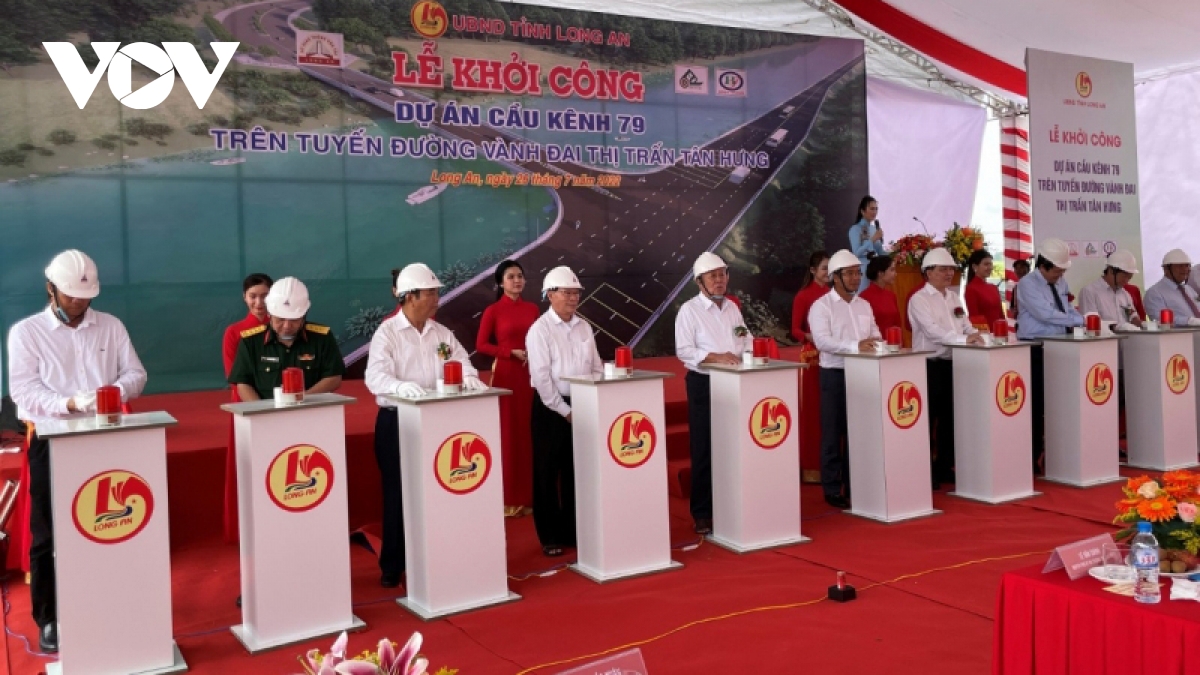 long an khoi cong xay dung cau tren duong vanh dai bien gioi hinh anh 1