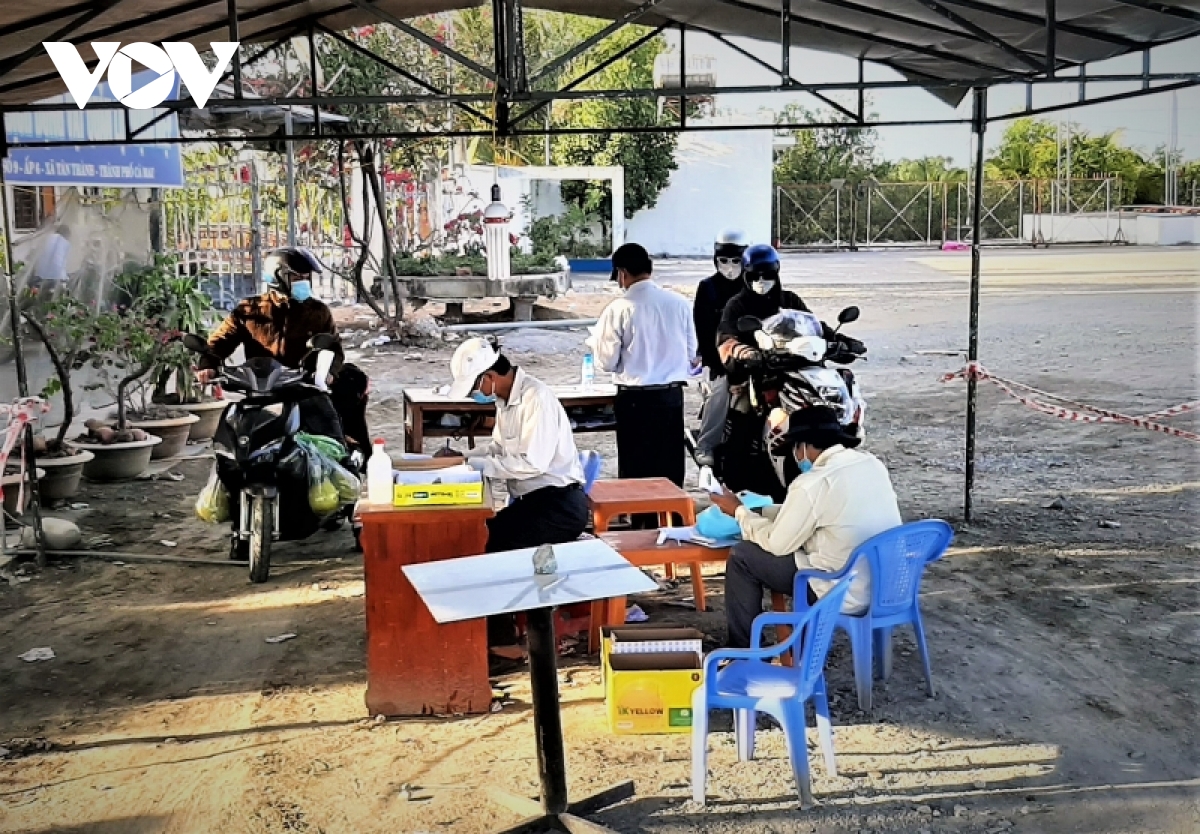 ca mau thong tin ro viec trung danh sach ho tro covid-19 hinh anh 1