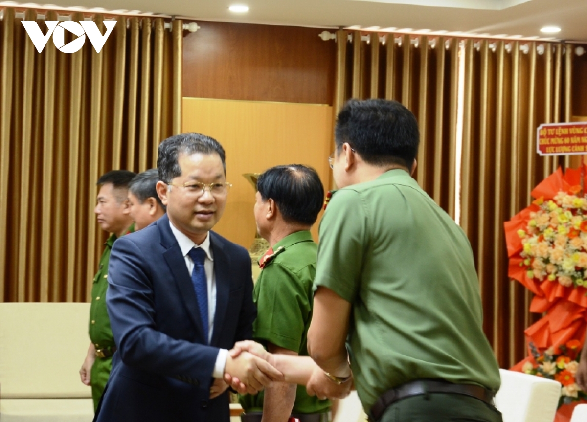 bí thư Đà nẵng csgt chú trọng hướng dẫn chứ không nên nặng xử phạt hình ảnh 2 bi thu Da nang csgt chu trong huong dan chu khong nen nang xu phat hinh anh 2