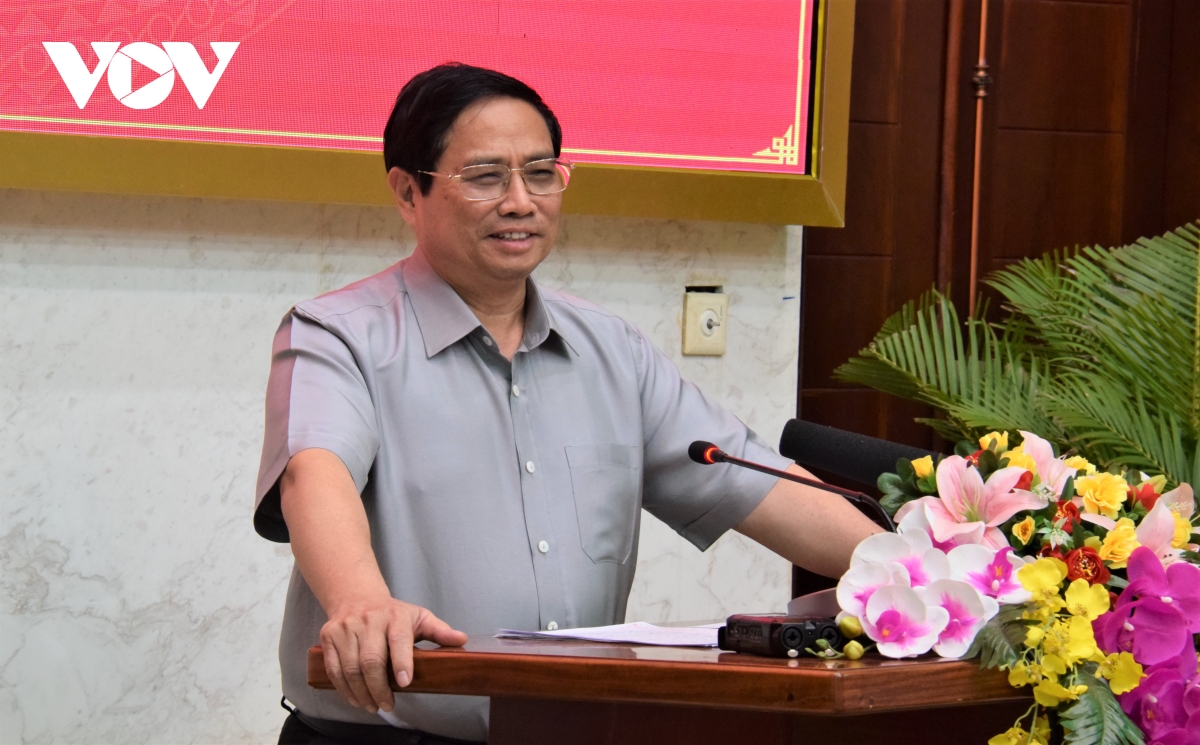 thu tuong vuon len manh me bang suc manh noi sinh, khong trong cho, y lai hinh anh 7