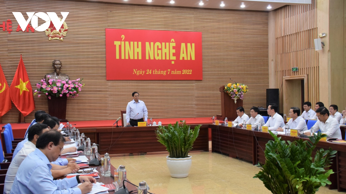 thu tuong giao nghe an day nhanh xay dung duong cao toc noi cua lo len que bac hinh anh 2