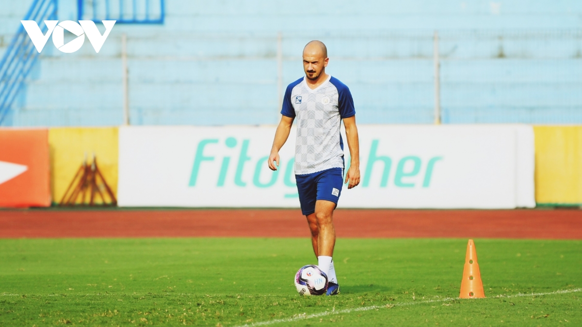ngoai binh mujan tonci cua ha noi fc tiet lo ly do den viet nam choi bong hinh anh 1