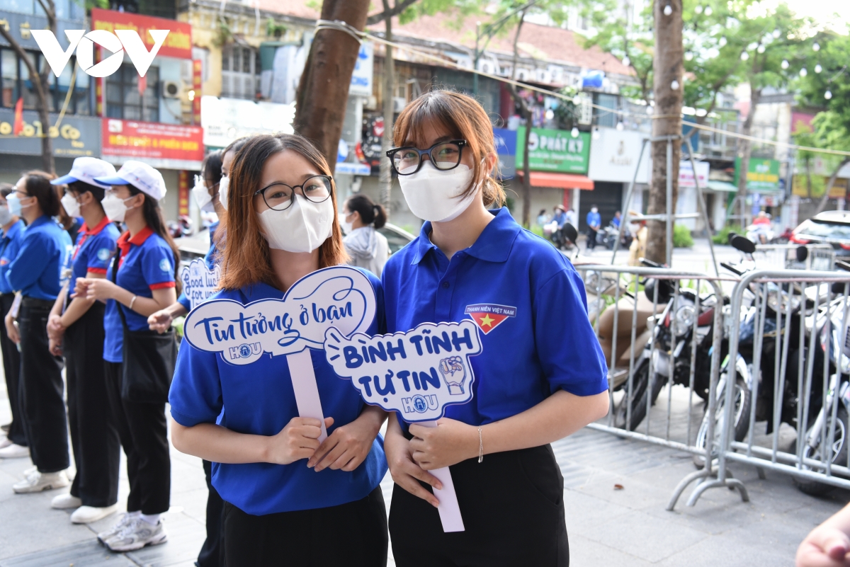 si tu ha noi lam bai thi dau tien mon ngu van cua ky thi tot nghiep thpt 2022 hinh anh 12