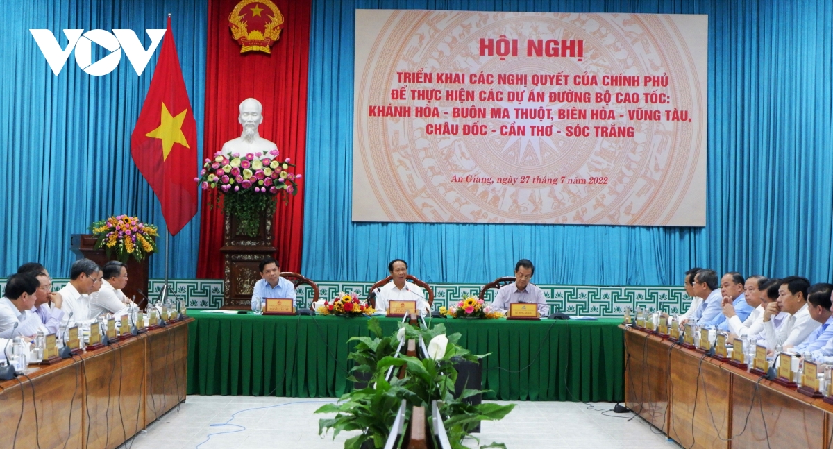 pho thu tuong le van thanh lua chon nha thau phai that cong tam hinh anh 1