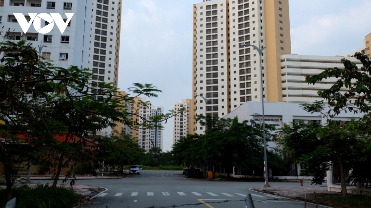 thi truong bat dong san tp.hcm van tram lang nhung thang cuoi nam 2022 hinh anh 1
