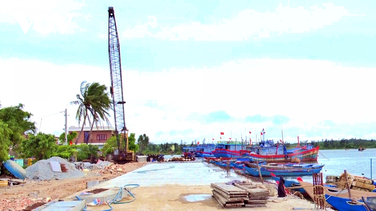 quang nam se dieu chuyen cong tac chu tich ubnd huyen neu de giai ngan cham hinh anh 2