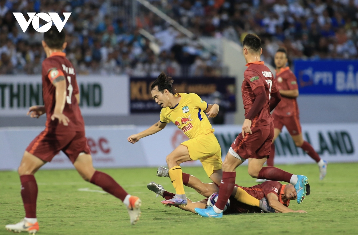 hoa binh Dinh, hagl van chua biet thang o v-league 2022 hinh anh 4