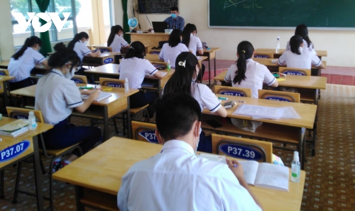 tien giang du phong tinh huong thi sinh f0 tai cac diem thi tot nghiep thpt hinh anh 1