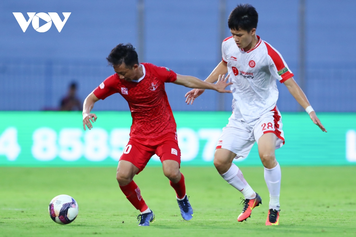 hai phong thua viettel fc tai lach tray, slna chiem ngoi dau v-league 2022 hinh anh 1