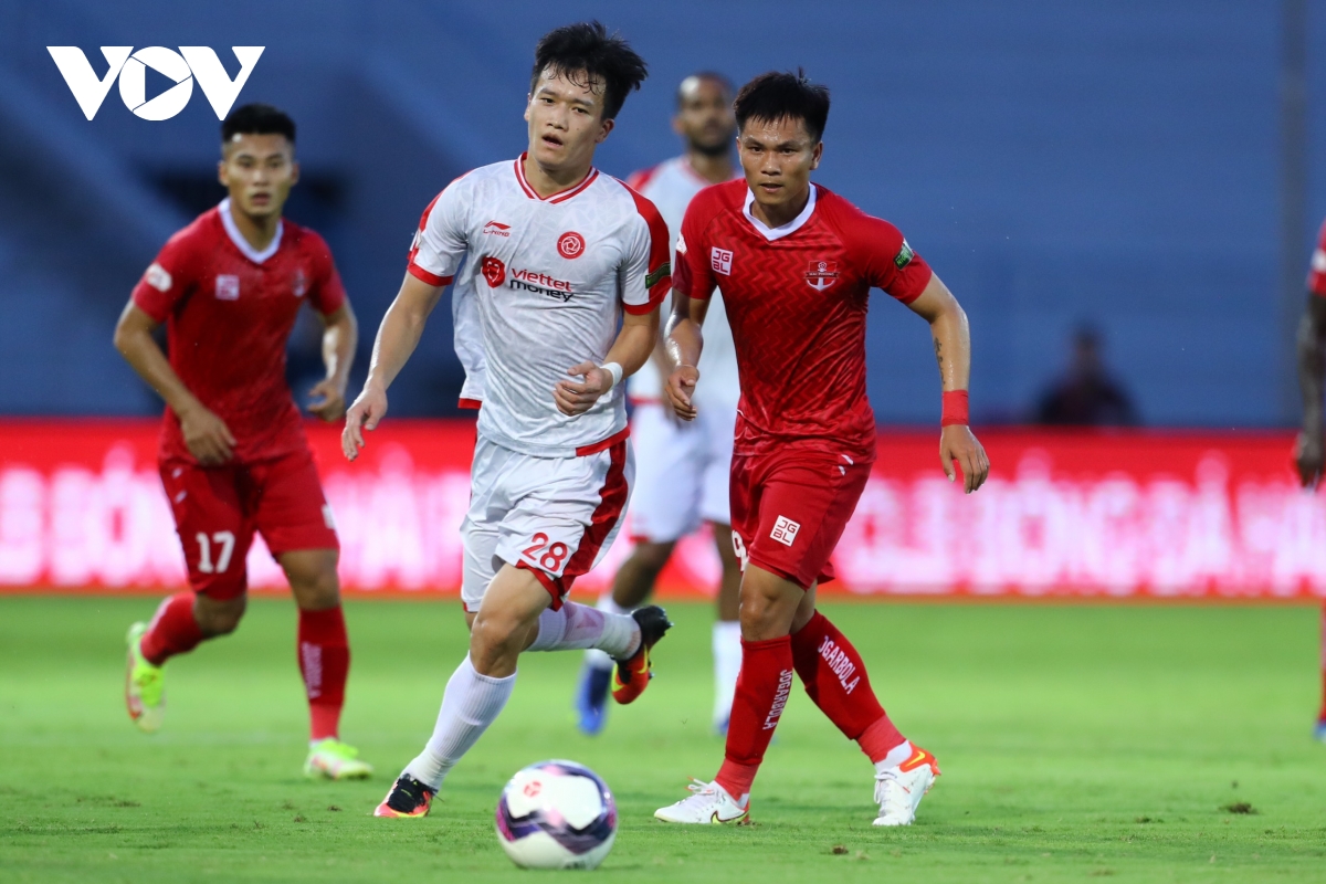 hai phong thua viettel fc tai lach tray, slna chiem ngoi dau v-league 2022 hinh anh 2