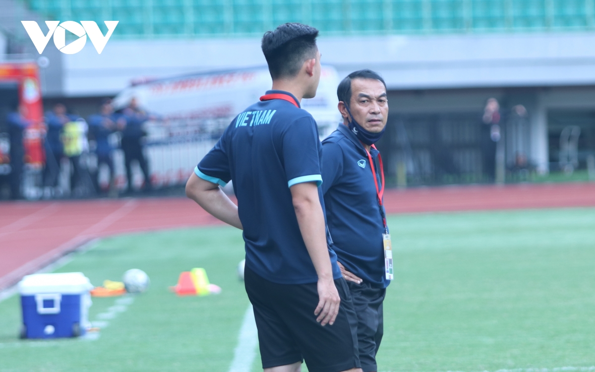 u19 viet nam thang u19 brunei 4-0 trong ngay thu mon ho tung han nhan the do hinh anh 4