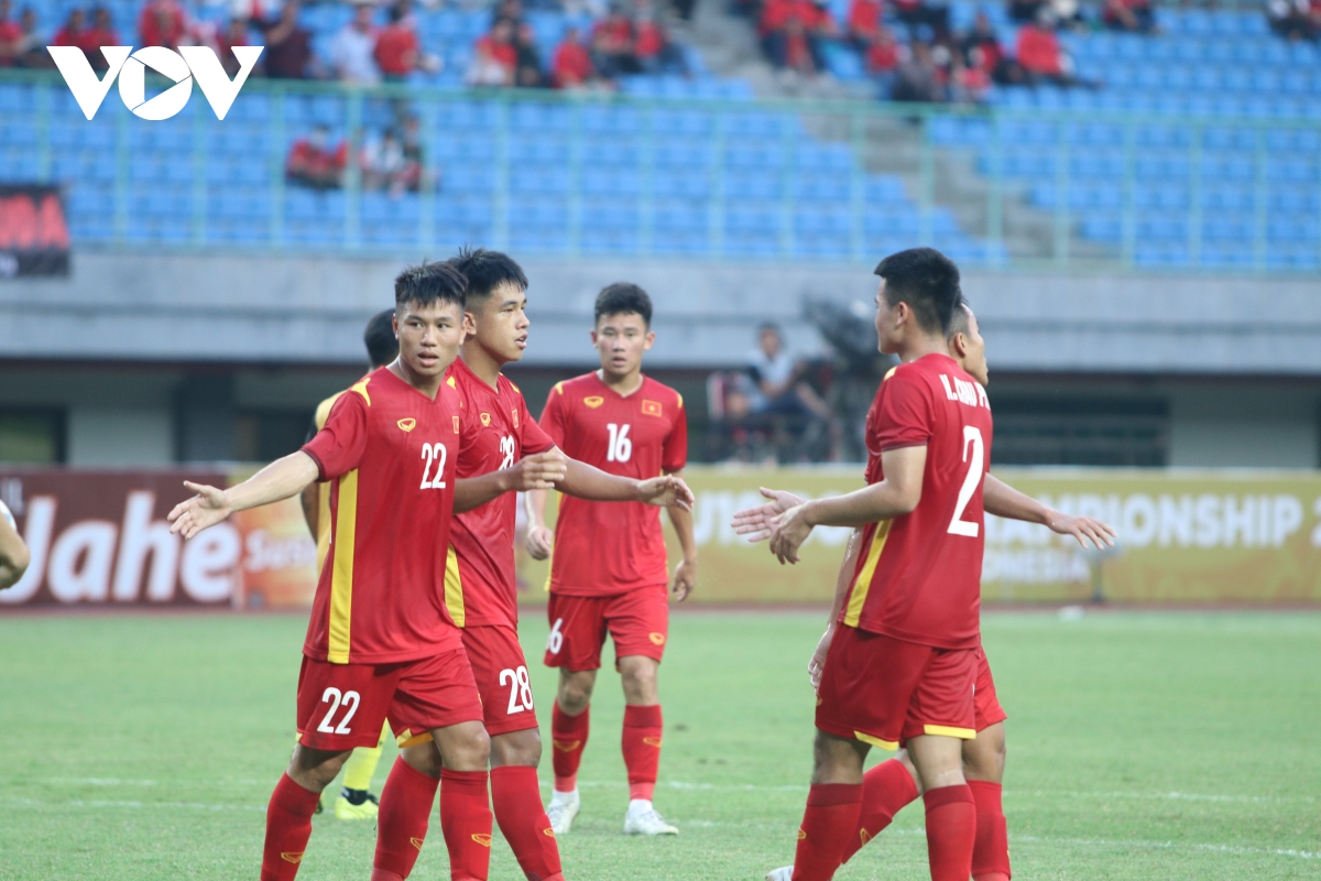 u19 viet nam thang u19 brunei 4-0 trong ngay thu mon ho tung han nhan the do hinh anh 9