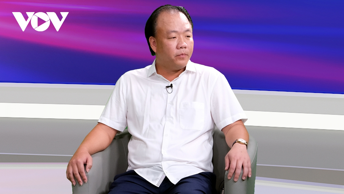 nguoi tieu dung ham gia re, hang gia van con dat song hinh anh 1