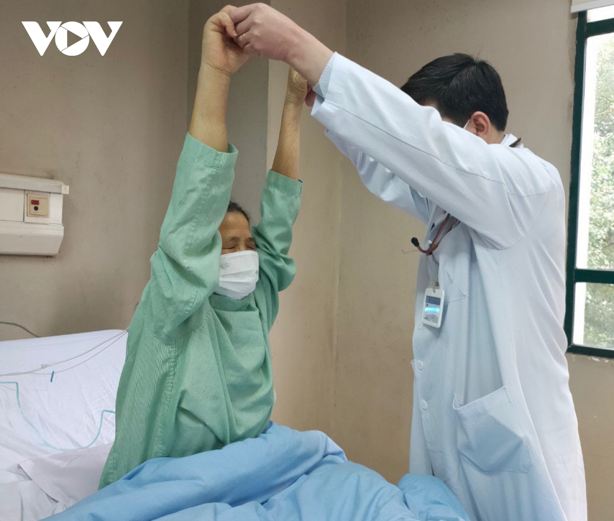 luu y khi tu phuc hoi chuc nang hau covid-19 tai nha hinh anh 1