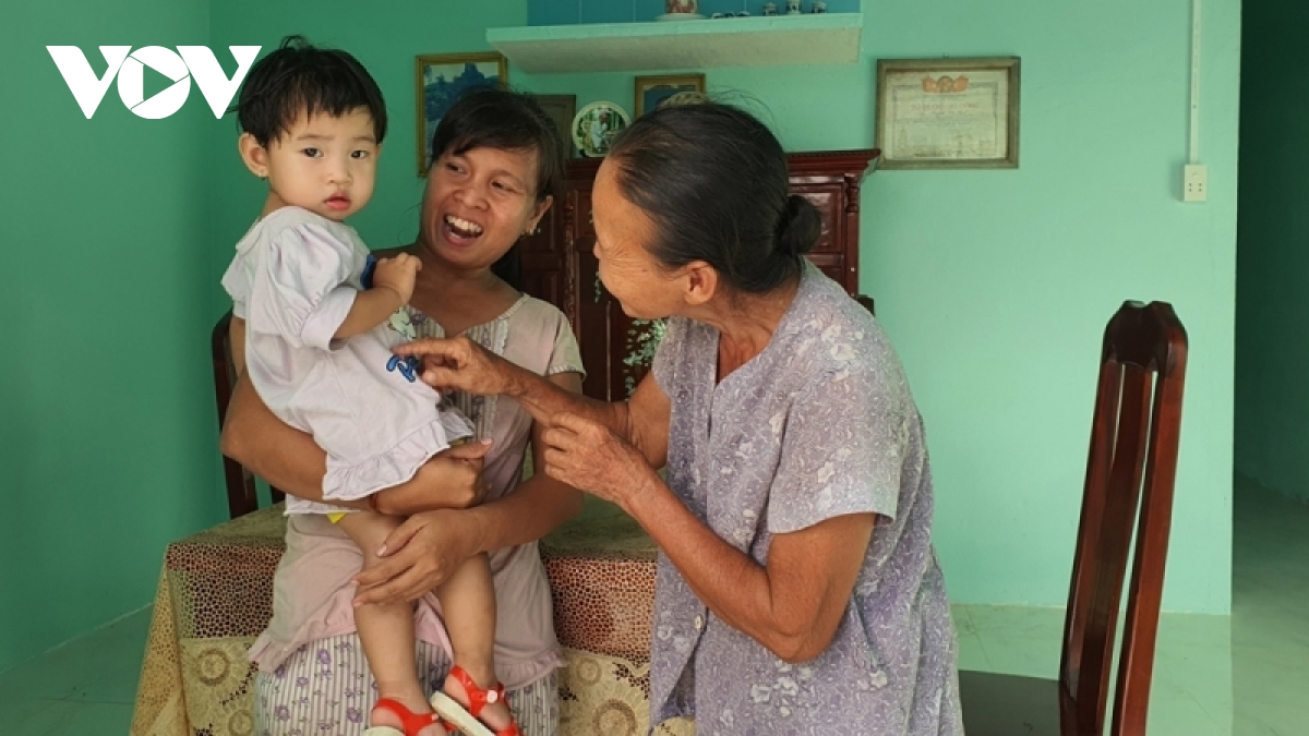 nhung chinh sach lam am long nguoi co cong o binh duong hinh anh 3