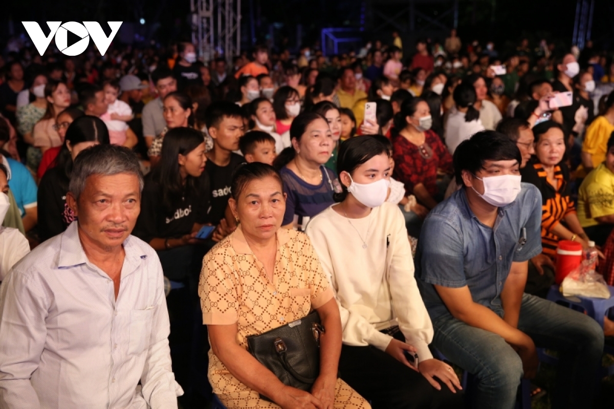  con Dao sang mai ban anh hung ca hinh anh 1