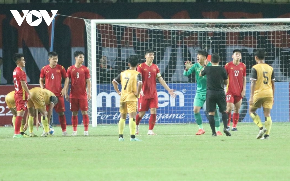 hlv u19 viet nam noi gi ve tam the do cua thu mon ho tung han hinh anh 1
