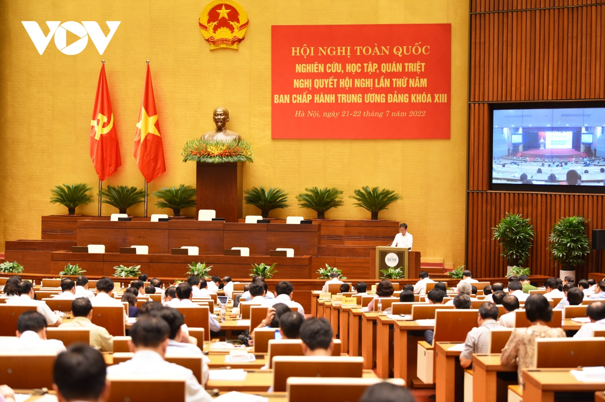nghi quyet trung uong 5 khoa xiii dac biet de cao vai tro chu the nong dan hinh anh 2