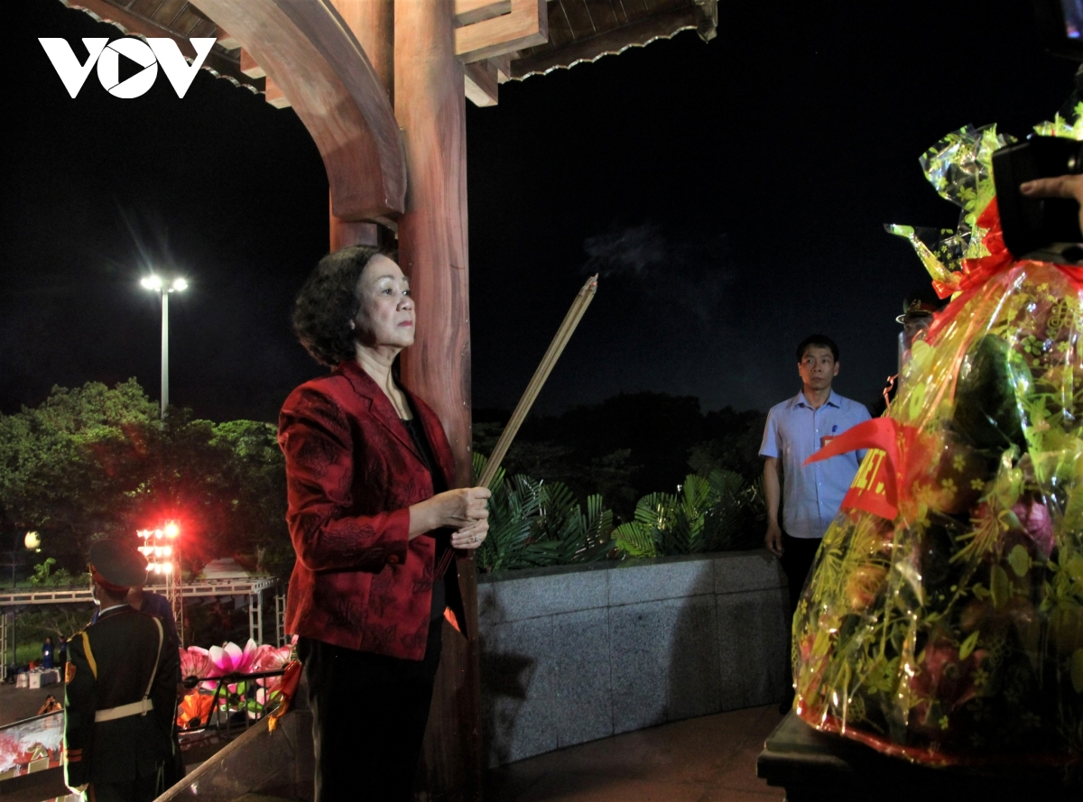 lễ thắp nến tri ân các anh hùng liệt sỹ tại thành cổ quảng trị hình ảnh 5 le thap nen tri an cac anh hung liet sy tai thanh co quang tri hinh anh 5