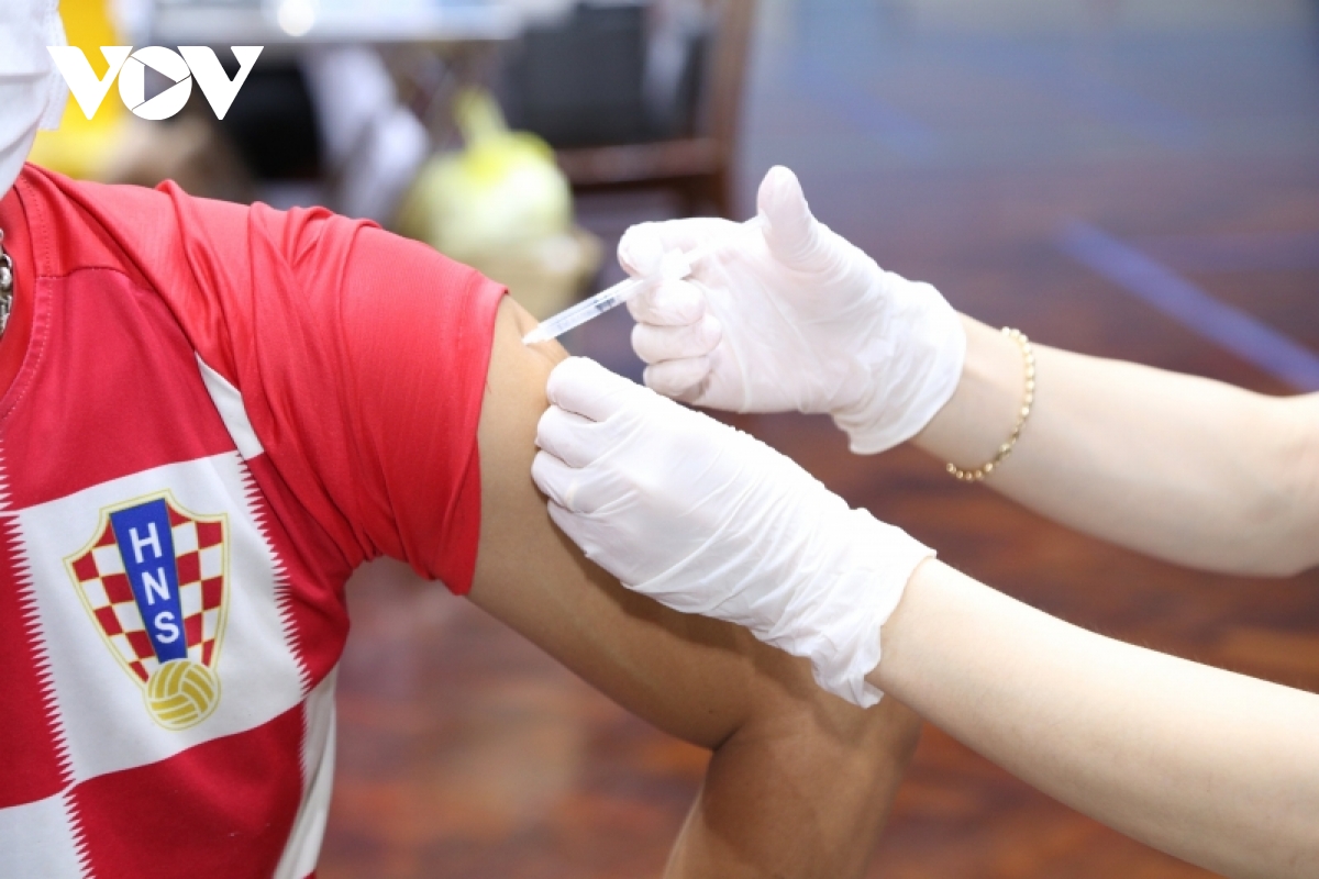 Dak lak tiep tuc nhan hon 100.000 lieu vaccine phong covid-19 hinh anh 1