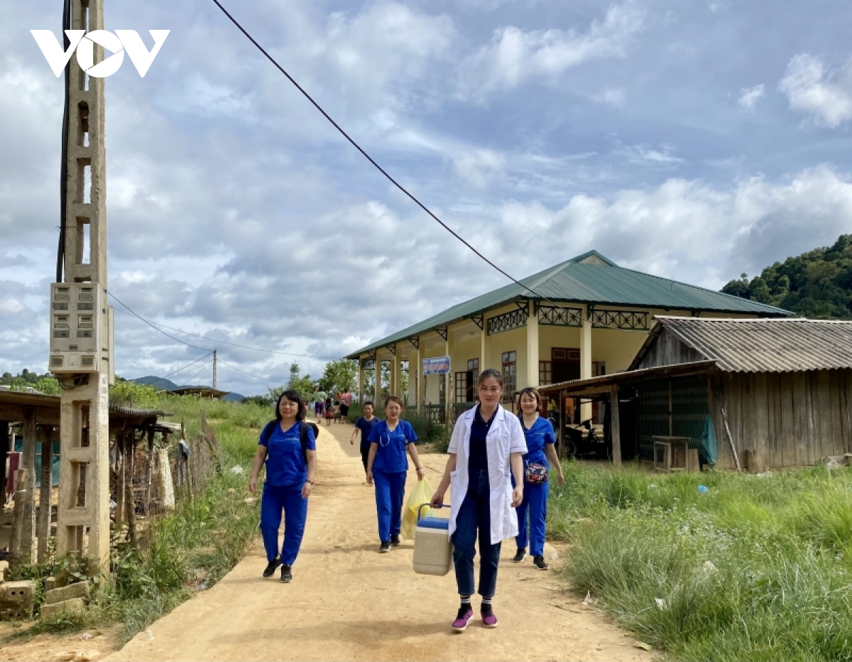  cong thuoc len non hinh anh 1