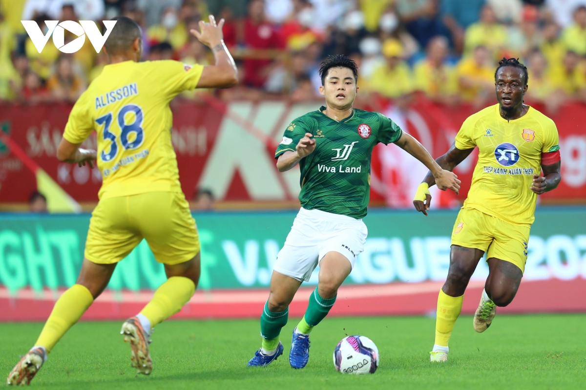 nam Dinh thang kich tinh tp.hcm, slna bi thanh hoa cua diem hinh anh 14
