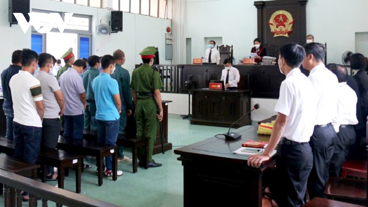 xet xu vu buon lau xang dau thu loi hon 2.000 ty dong o binh thuan hinh anh 2