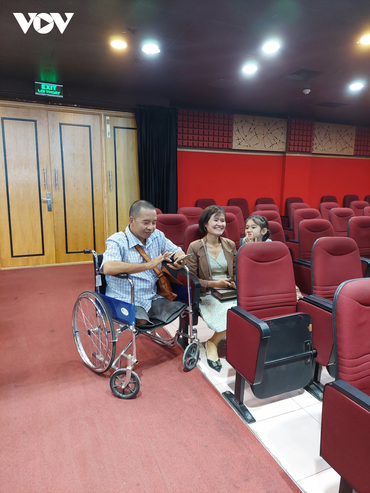 nhin lai ngay cham thi chuong trinh phat thanh truc tiep dau tien hinh anh 15